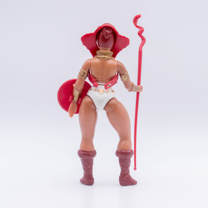 Teela Estrela - Back View