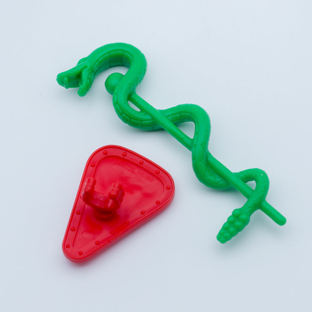 Top Toys King Hiss - Weapon closeups